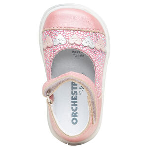 Δερμάτινα μαλακά παπουτσάκια σε ιριδίζον ροζ με φάσες σε σχήμα καρδιάς 