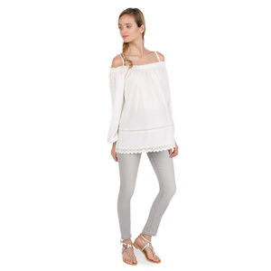 Τζιν εγκυμοσύνης σε slim γραμμή με φθαρμένη όψη 