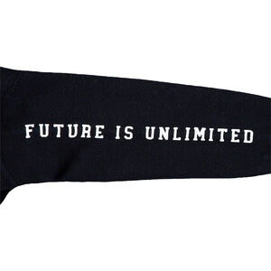 Δίχρωμο πλεκτό πουλόβερ με φερμουάρ στη λαιμόκοψη και μπουκλέ φράση 