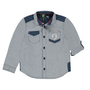 Μακρυμάνικο πουκάμισο με διακριτικό εμπριμέ μοτίβο και αντιθέσεις 