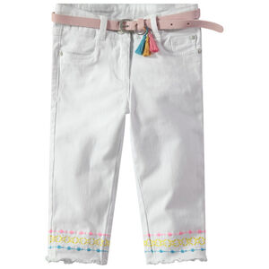 Μονόχρωμη βερμούδα από βαμβάκι και αφαιρούμενη ζώνη και πολύχρωμα κεντήματα 