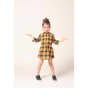 Μακρυμάνικο φόρεμα με καρό σε αντίθεση και αφαιρούμενη ζώνη 