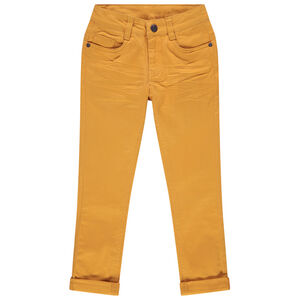 Μονόχρωμο παντελόνι με used όψη και μόνιμες τσακίσεις 