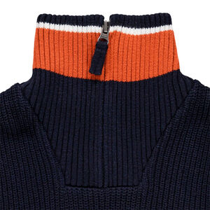 Pull en maille épaisse côtelée et bandes contrastées 