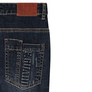 Παιδικά - Τζιν με φθαρμένη και τσαλακωμένη όψη και ρεβέρ που κάνει αντίθεση 