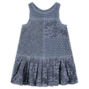 Φαντεζί φόρεμα από δαντέλα 