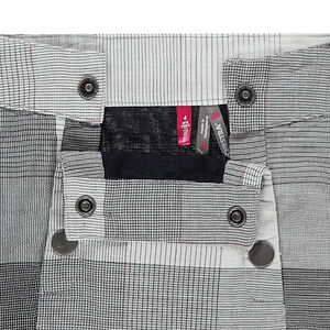 Καρό φούστα με διπλό άνοιγμα με σούστες 