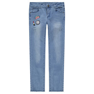 Παιδικά - Τζιν με used όψη, μόνιμες τσακίσεις και σήματα ©Smiley 