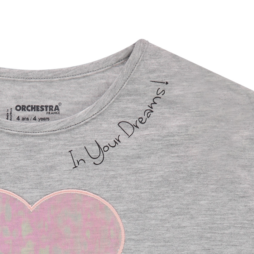 Κοντομάνικη μπλούζα σε τετράγωνη γραμμή με μπάλωμα με ιριδίζουσα καρδούλα 