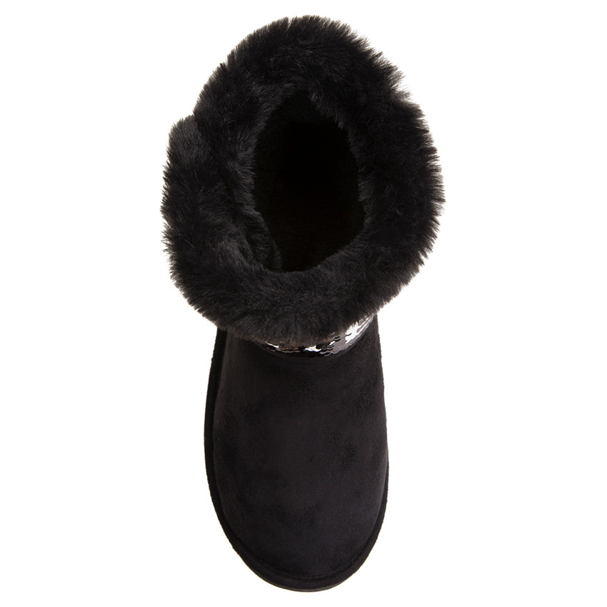 Χαμηλά μποτάκια σε απομίμηση σουέτ με μηνύματα από «μαγικές» πούλιες, σε νούμερα 28 έως 35 