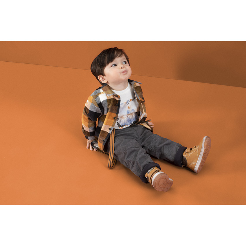 Καμηλό μποτάκια από συνθετικό δέρμα με βέλκρο 