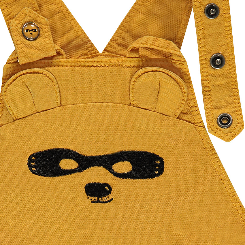 Μακριά σαλοπέτα από ύφασμα με διακοσμητικό σχέδιο και κεντημένη μάσκα 