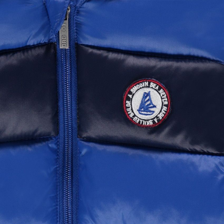 Ελαφρύ μπουφάν με λωρίδα σε αντίθεση και μπάλωμα 