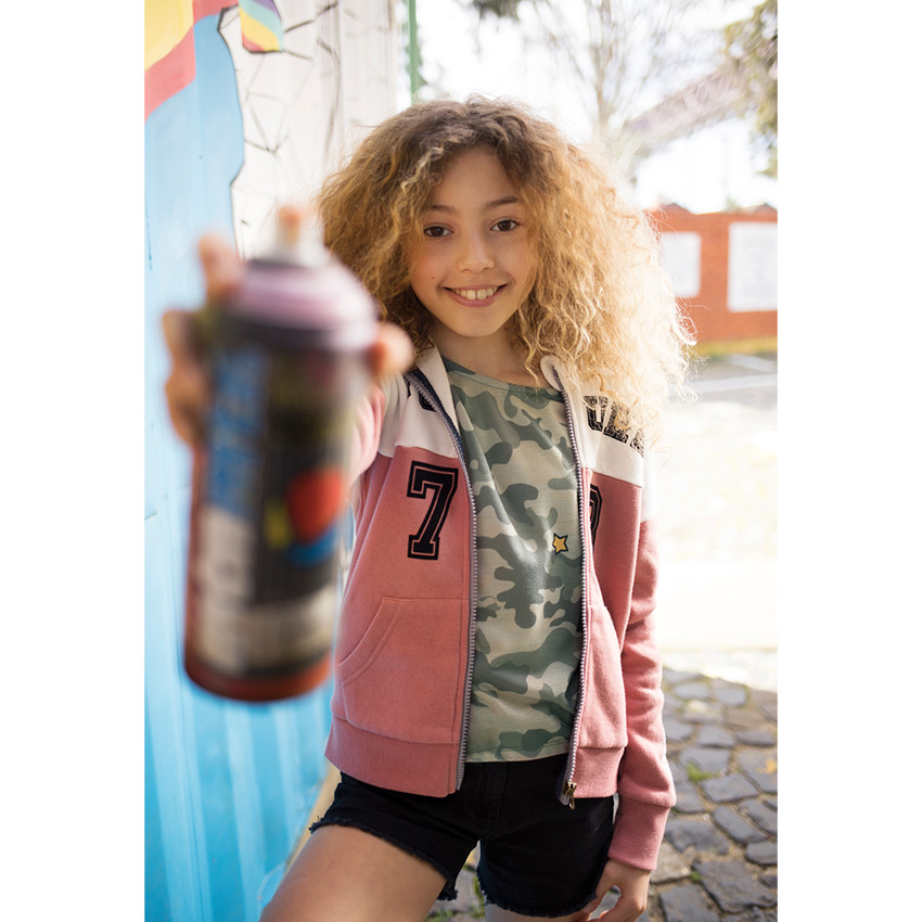 Παιδικά - Φανελένια ζακέτα με κουκούλα και διακοσμητικό μοτίβο 