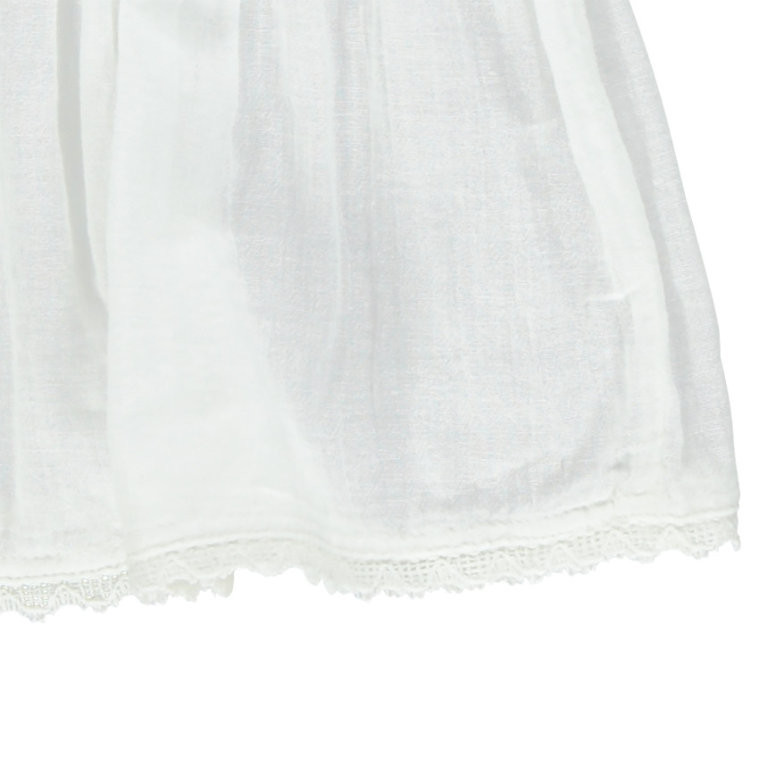 Φαρδύ κεντημένο μπλουζάκι με κεντήματα 