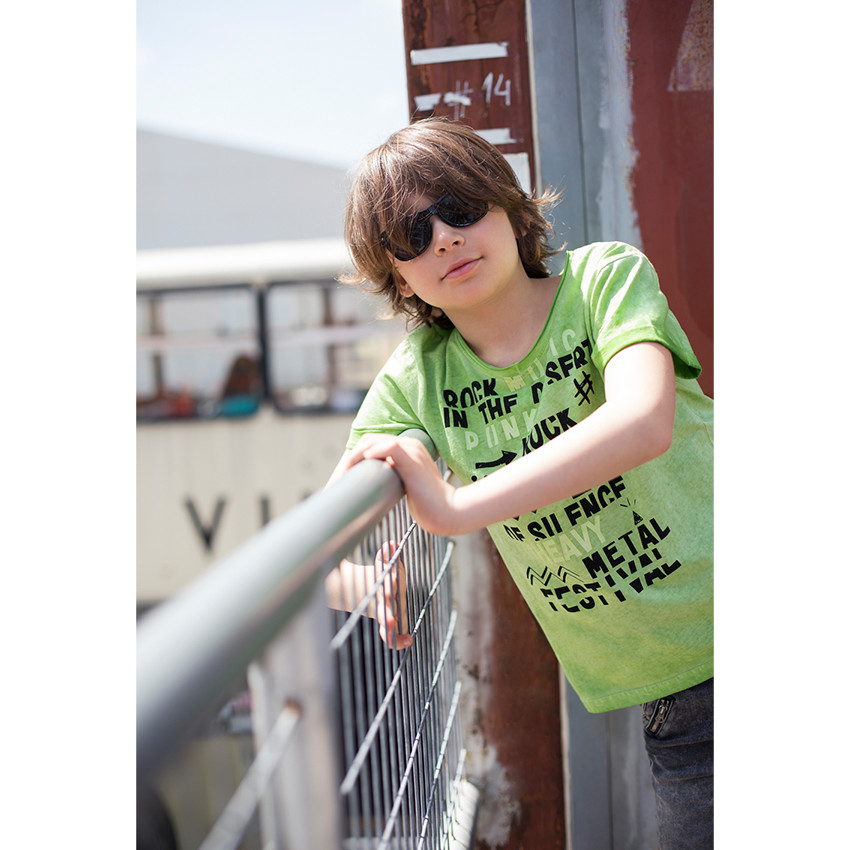 Παιδικά - Κοντομάνικη μπλούζα από ζέρσεϊ νηματοβαφή με τυπωμένα γράμματα 