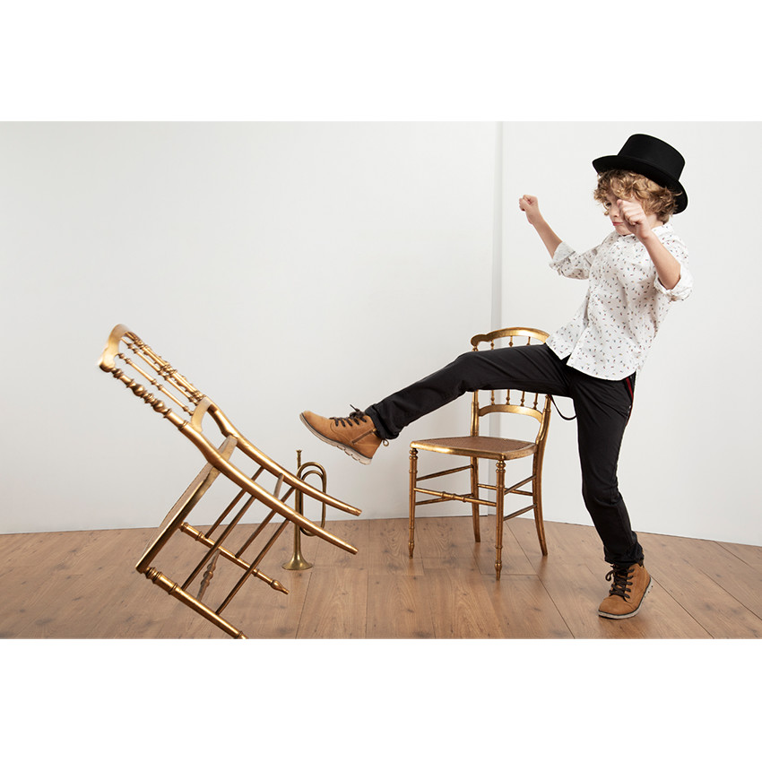 Παιδικά - Παντελόνι με νηματοβαφή και αφαιρούμενες τιράντες 