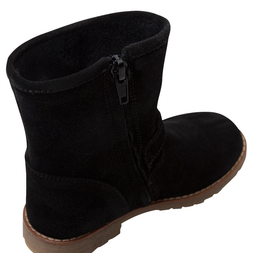 Μαύρα σουέτ μποτάκια με κεντημένο τριαντάφυλλο, μεγέθη από 28 έως 35 