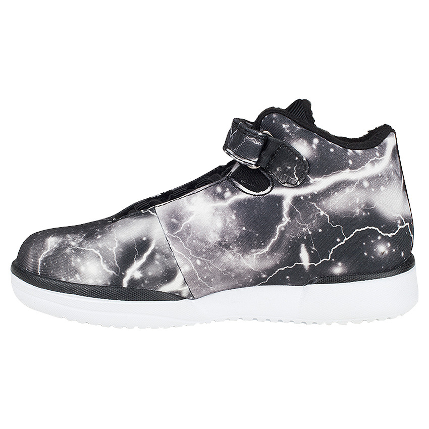 Αθλητικά μποτάκια με κορδόνια και αυτοκόλλητο velcro, με μοτίβο τον γαλαξία 