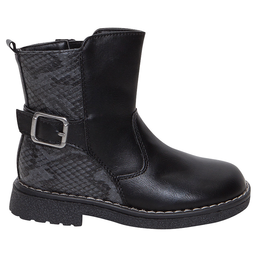 Μποτάκια μαύρα από δερματίνη με διακοσμητική αγκράφα και φάσες από φίδι 