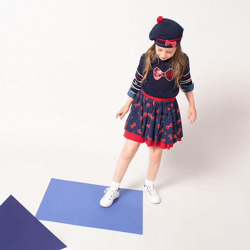 Πλεκτός μπερές με φιόγκο και φουντίτσα 