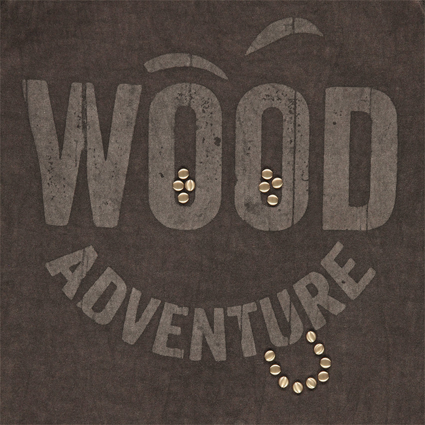 Μακρυμάνικη μπλούζα με μήνυμα σε αντίθεση και φαντεζί πριτσίνια 