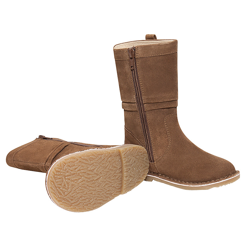  Καμηλό δερμάτινες μπότες με σκούρες.  