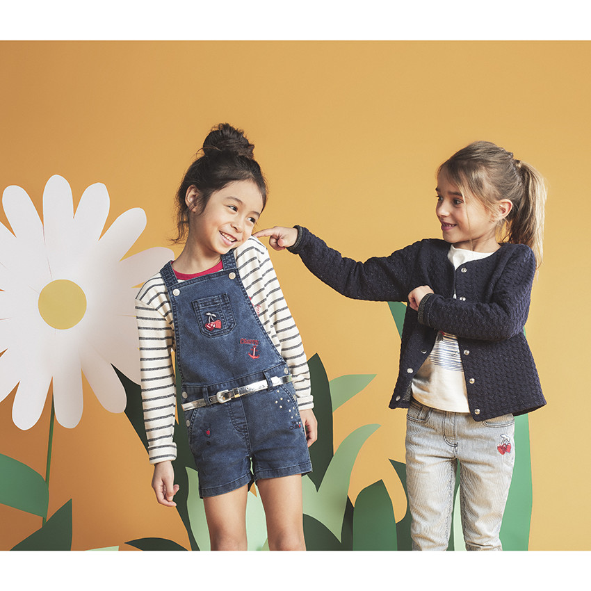 Τζιν με φθαρμένη όψη, ρίγες και ρυθμιζόμενη ζώνη 