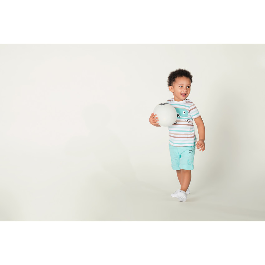 Βερμούδα από βαμβακερή ποπλίνα με νηματοβαφή και τσέπες με διακοσμητικό σχέδιο 