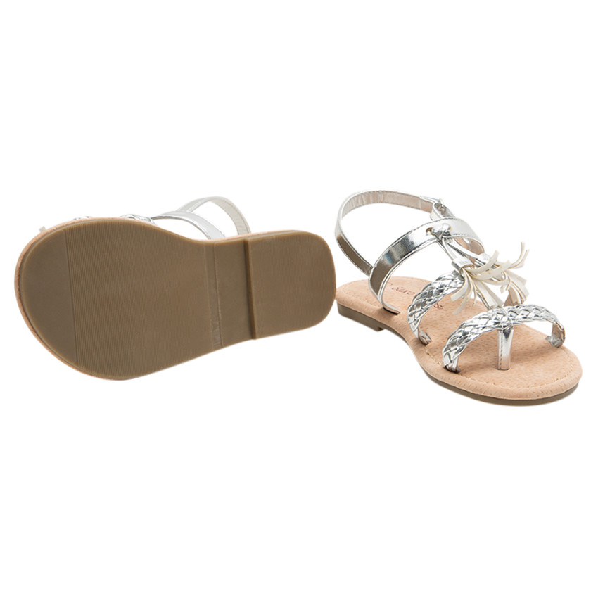 Ασημί πέδιλα με πλεκτά λουράκια και φουντίτσα 