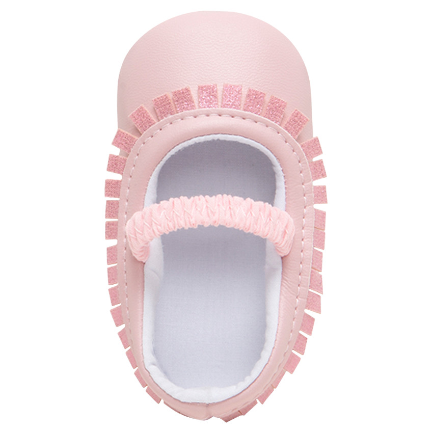 Μαλακά παπουτσάκια με μπαρέτα και μεταλλιζέ κρόσσια 