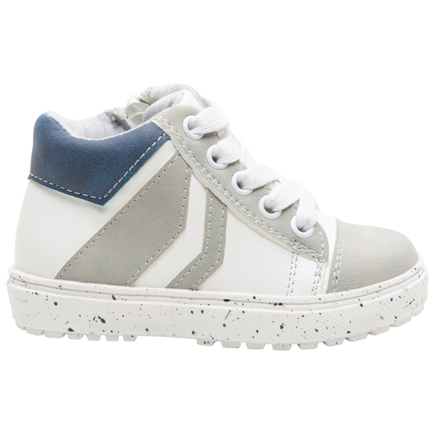 Αθλητικά μποτάκια με σόλα με διακοσμητικό σχέδιο 