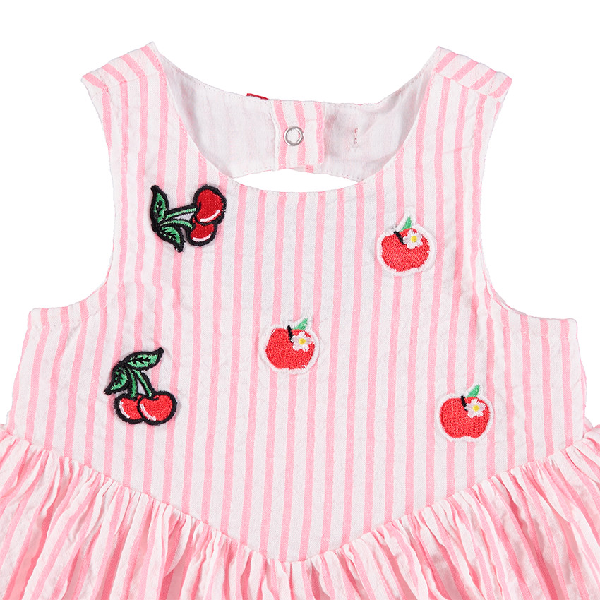 Αμάνικο φόρεμα με ρίγες και διακοσμητικά σήματα  