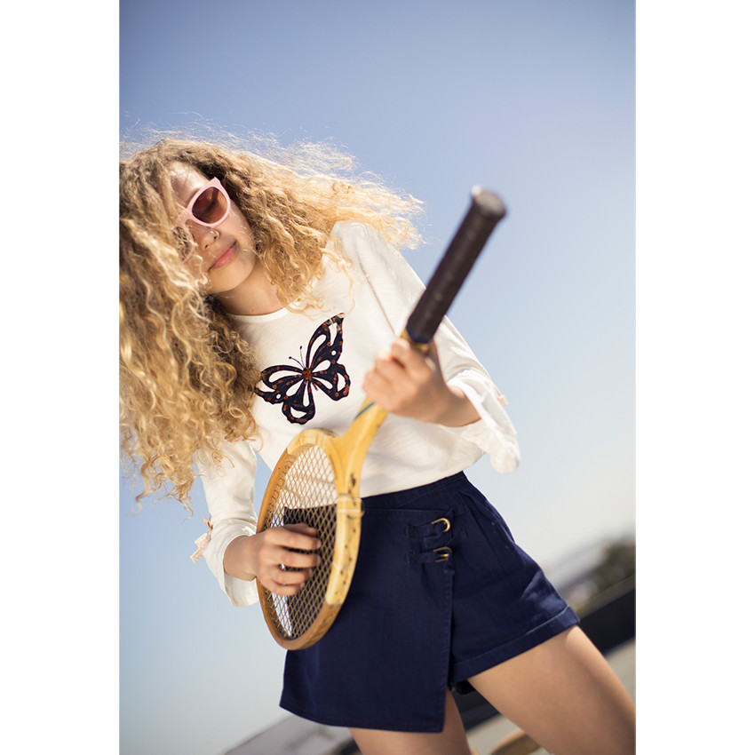 Παιδικά - Μπλύζα με βολάν στα μανίκια και πεταλούδα από πούλιες 