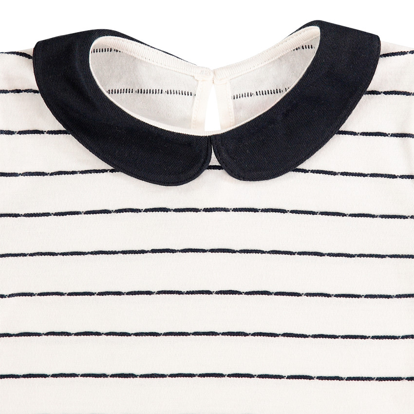 Μακρυμάνικη μπλούζα ριγέ με στρογγυλό γιακαδάκι 