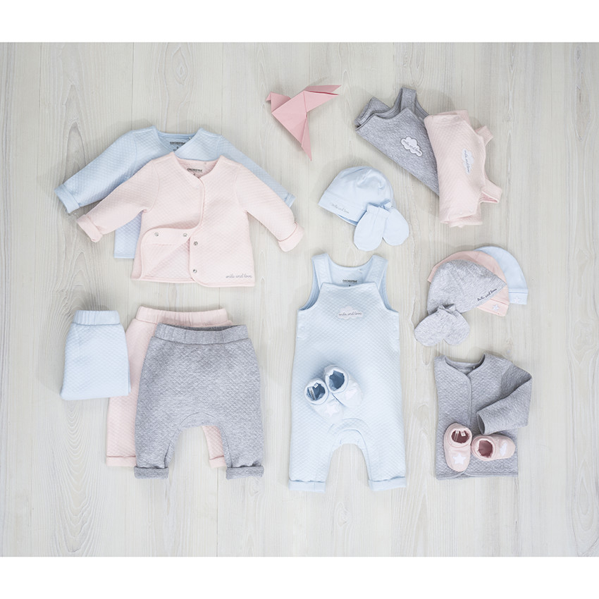 παντοφλάκια από ζέρσεϊ με κεντημένα μοτίβα 