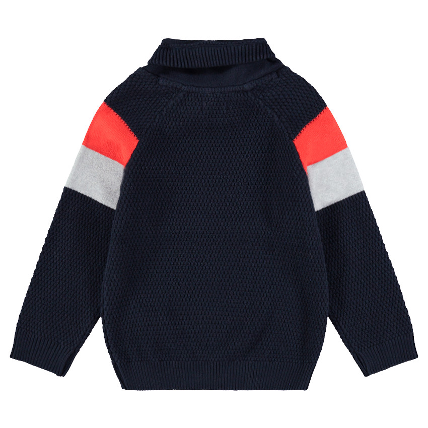 Πλεκτό πουλόβερ με ψηλό λαιμό και φράση ζακάρ 