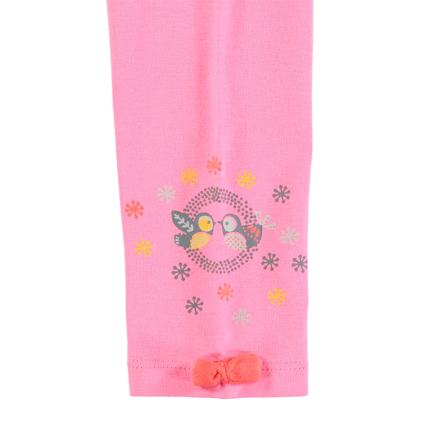 Σετ τουνίκ με βολάν γιακά και ρόζ κολάν με τύπωμα. 