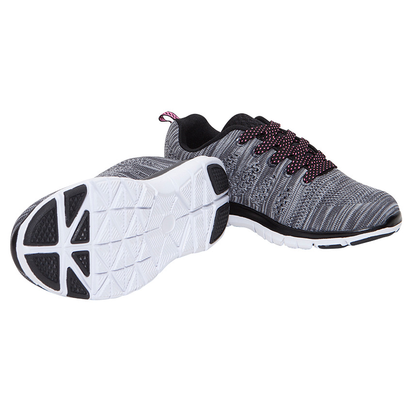 Αθλητικά παπούτσια με φαντεζί λεπτομέρειες 