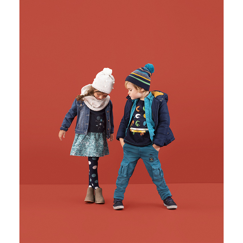 Μακρυμάνικο κοτλέ μπλε πουκάμισο με τσέπη και σήματα 