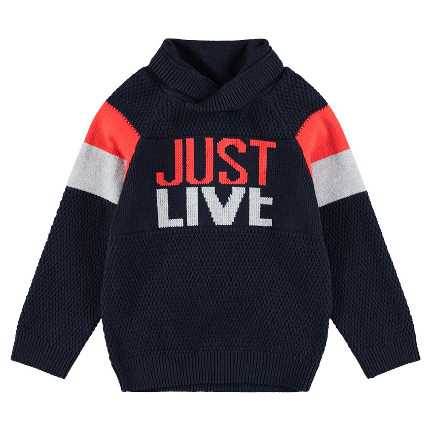 Πλεκτό πουλόβερ με ψηλό λαιμό και φράση ζακάρ 