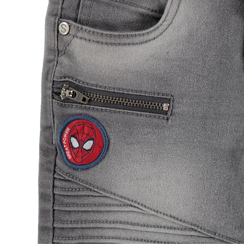 Τζιν με φθαρμένη όψη, επένδυση από μικροφλίς και σήματα με τον Spiderman της ©Marvel  