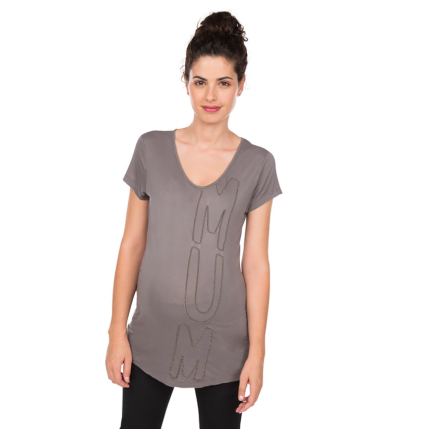 Κοντομάνικη μπλούζα εγκυμοσύνης με κεντημένα γράμματα 