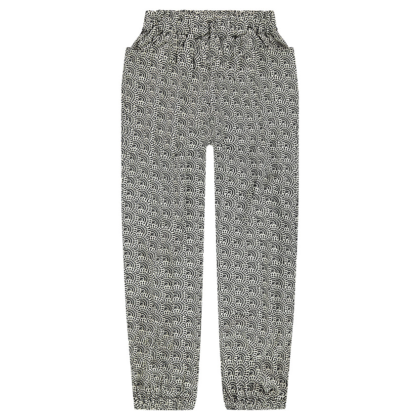 Άνετο παντελόνι με γεωμετρικό μοτίβο σε όλη την επιφάνεια 