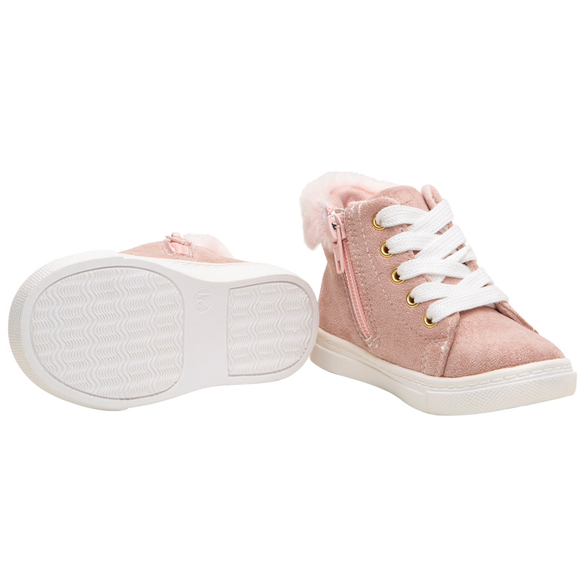 Μποτάκια από συνθετικό δέρμα με νότες από συνθετική γούνα 