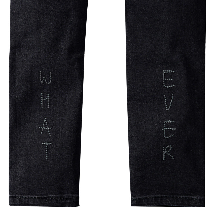 Τζιν με used όψη και κεντήματα πίσω  