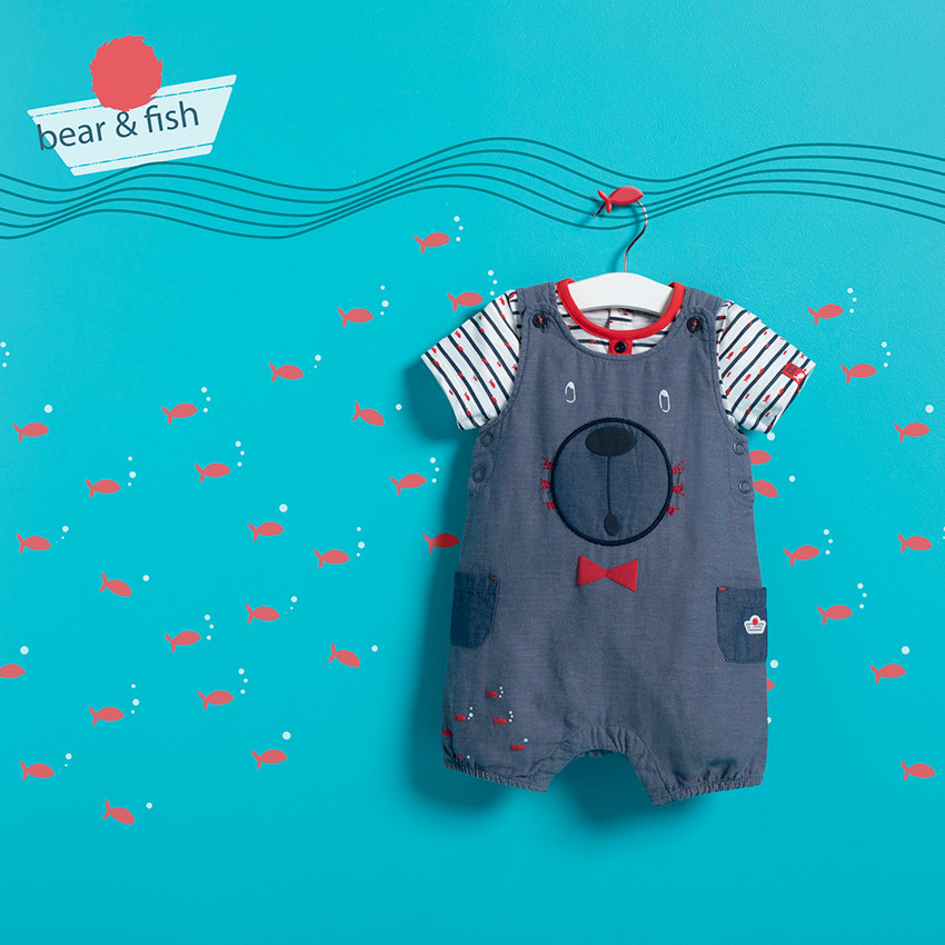 Κοντό ολόσωμο φορμάκι με κεντημένο αρκουδάκι και σαμπρέ τσέπες 