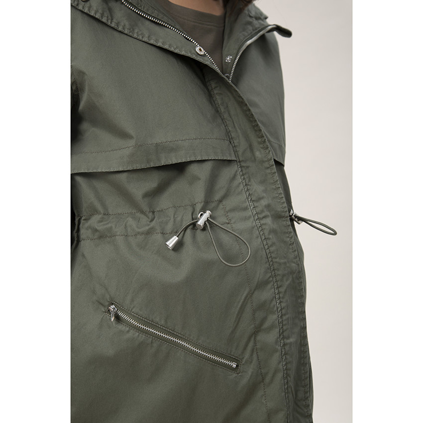 Μπουφάν εγκυμοσύνης με ενσωματωμένη θήκη και κουκούλα για το μωρό 