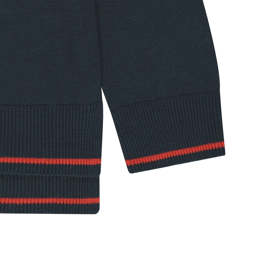 Πλεκτό λεπτό με κόκκινες ρίγες σε αντίθεση 