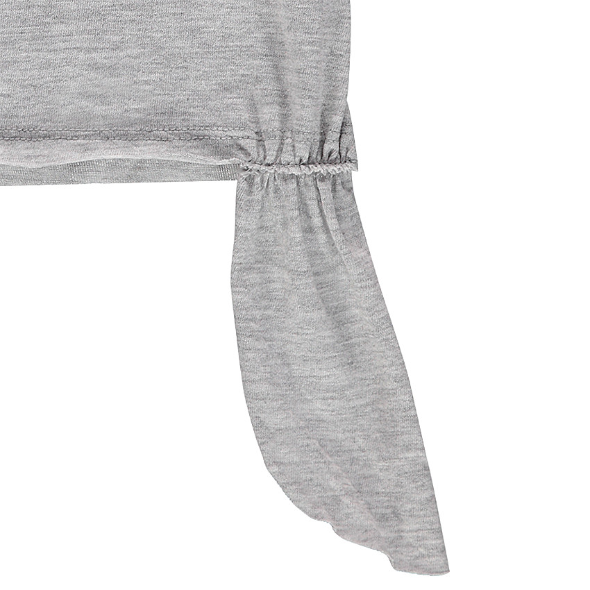 Κοντομάνικη μπλούζα σε τετράγωνη γραμμή με μπάλωμα με ιριδίζουσα καρδούλα 